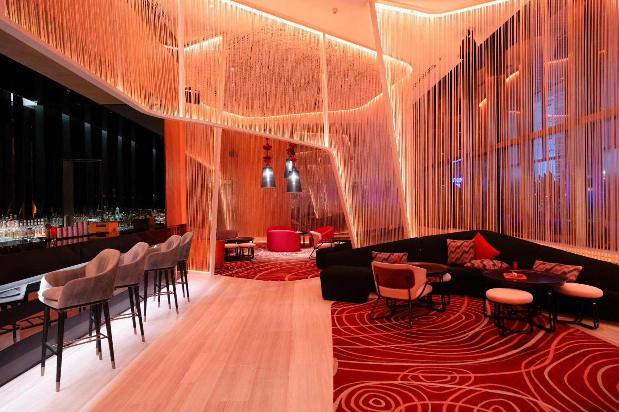 W Kuala Lumpur Hotel Exterior photo